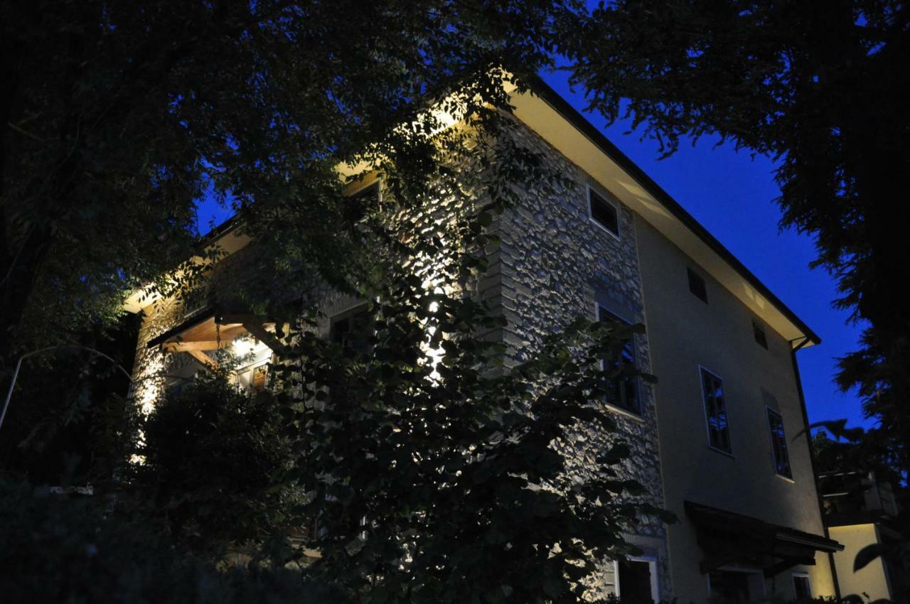 Relais Des Roches Bed & Breakfast Sona Exterior photo
