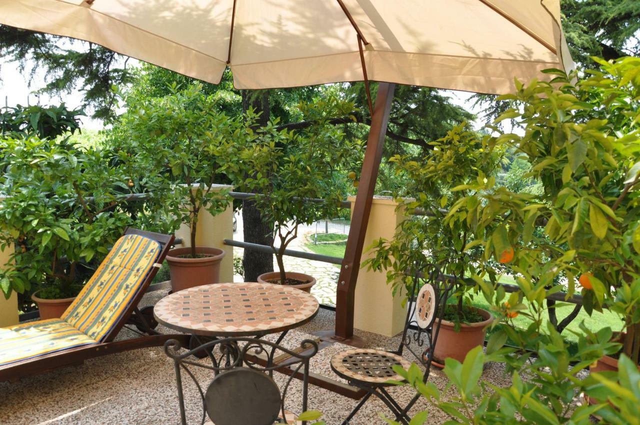 Relais Des Roches Bed & Breakfast Sona Exterior photo